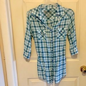 Seven7 Quarter Sleeve Button Down shirt